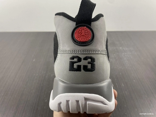 9 Retro Particle CT8019-060 Grey Jordan 1017